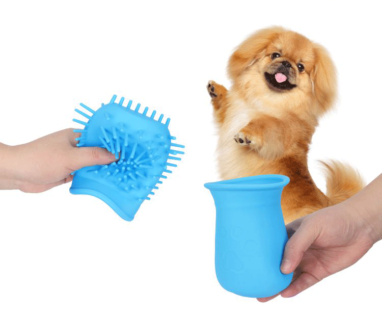 PawFresh™ Dog Paw Cleaner Cup
